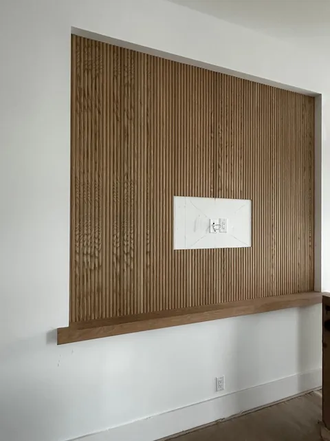 Oak slat wall & floating vanity, installation (Jimmy)